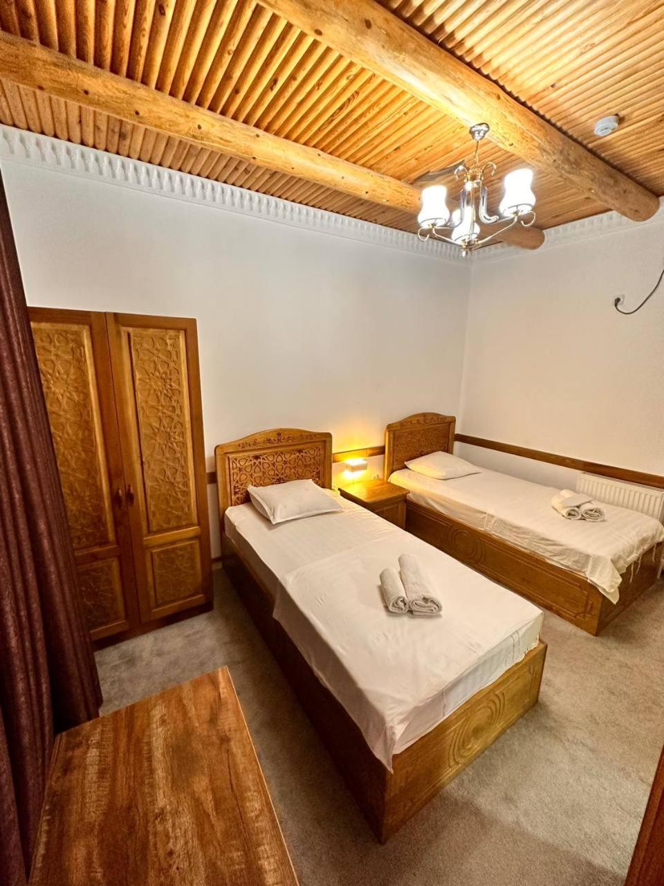 Munis Hotel Buchara Exteriör bild
