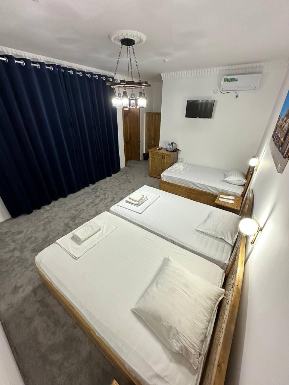 Munis Hotel Buchara Exteriör bild
