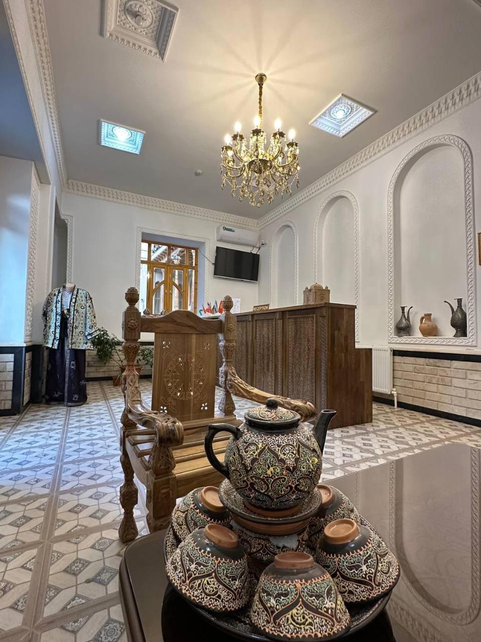 Munis Hotel Buchara Exteriör bild